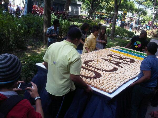 J_Jasmin94's tweet image. #60años @lacatolica #torta#HistoriaQueCompromete #Celerando con@alexandraleon_ @SharitoMejia