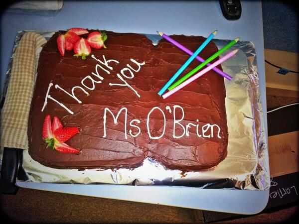 brookellen_ech's tweet photo. Perfect way to finish uni #endofanera http://t.co/qnX87b4OgL