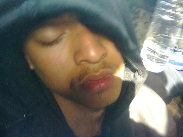 MATRIXFam2012's tweet image. apri lelah