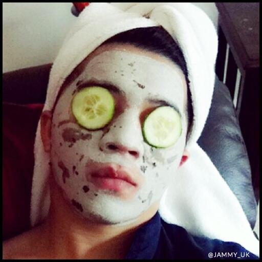 GLAMGLOW tweet media