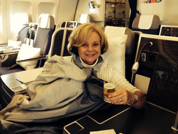 Business Class on #BrusselsAirlines means comfort, superb service, meals, wine + Belgian chocolates galore.