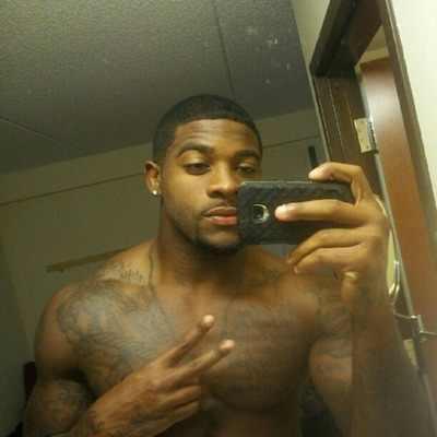 MaleModelsBP's tweet photo. Want to model? 21+ toned We are looking for the above average male  http://t.co/Gh2iHSNAdL http://t.co/A1v3LQFCch