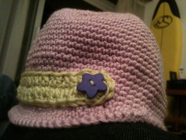 veba84's tweet photo. Petit cadeau pour ma nièce Margherita! <3
#idéecadeaux #bonnetlainemerinos #crochet http://t.co/jvzJkuMfA4