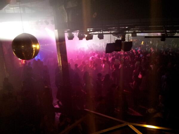 Gelatuck's tweet photo. Así sí! @TerrorlandFest http://t.co/fYoK7xOVXu