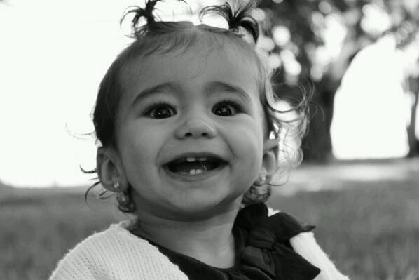 StelaMerchan's tweet photo. Tan pequeña como preciosa. http://t.co/YMtaS4rgXK