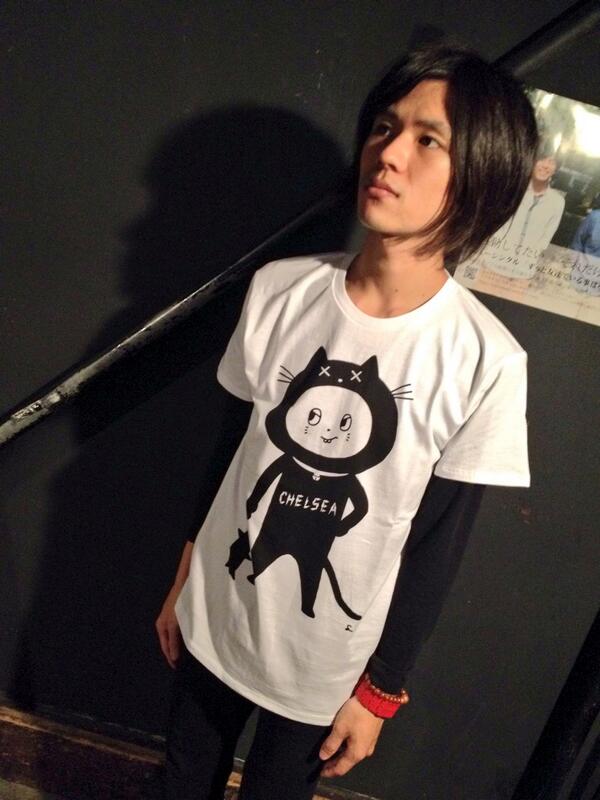限定Tシャツ！！！ お足元だいぶ悪いです！！ 一人二枚まで！！2000円