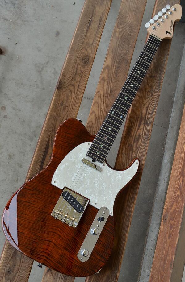 韓国ブランド通販サイト T's  X: on Guitars ギター
