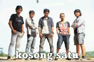 DY_KOSONGSATU's tweet photo. Profile :  'Yosef/Vocal, Yudi/guitar, Mega/Guitar 2, Zos/ drumer, Aditya/Bas. (Vidio clip HD)  http://t.co/0M80uM8bKg http://t.co/Y34bpAoK8F