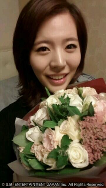 [PIC][25-10-2013]Sunny tải Selca và tin nhắn mới lên fansite của SNSD tại Nhật Bản BXau0c4CAAE-iH_