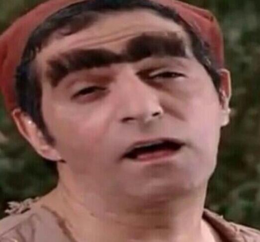 viocr's tweet photo. حواجب البنات بالجامعه.. .خهخهخخخهخخ http://t.co/aZ6vpkwI7z