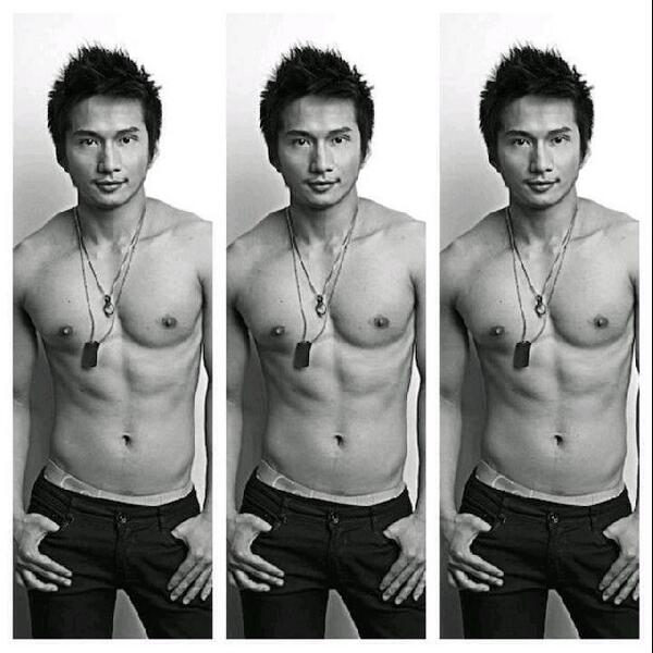 lukman_anata's tweet photo. Gay kota cirebon mana ?v :D@GayChineseID: Black and white @Gay_HotTop @GayJakartaTimur @GayKotaCirebon #GCIDpic http://t.co/DH2bRHKL4X"