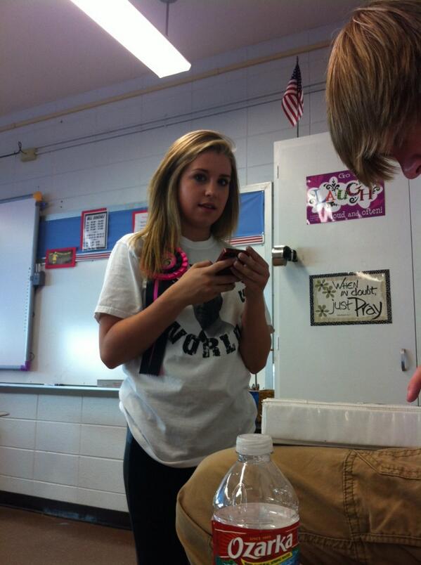arnold_cooper's tweet photo. Happy Birthday!😂 Kali @kalikk1 http://t.co/P6Jh42xOmf