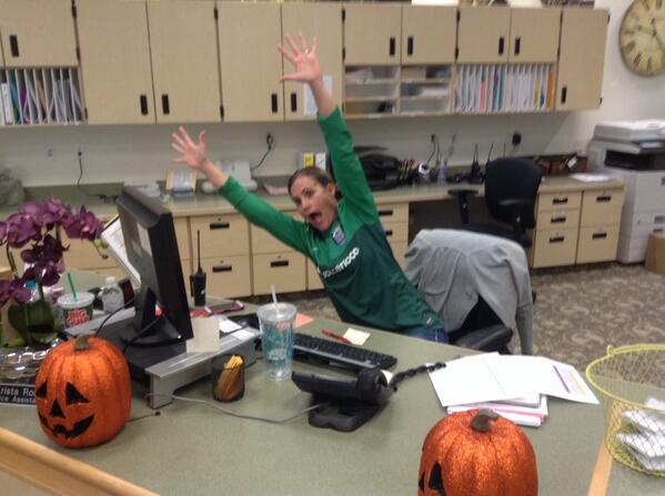 MrEmett's tweet photo. Jersey Day! http://t.co/6XC08cQAvu