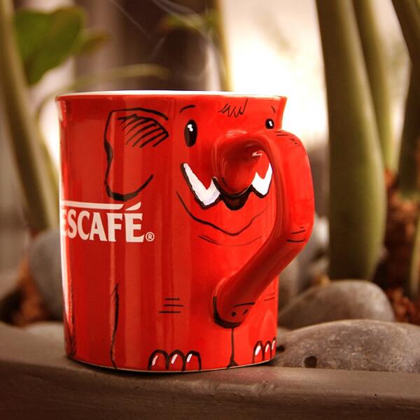 Despierta tu imaginación con Nescafé

RT si te gusta

FAV si no te gusta 

-