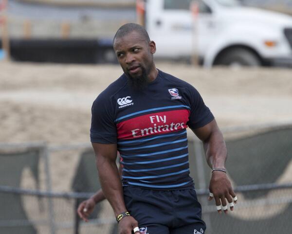 RT to show your support for ex-<a href="/packers/">Green Bay Packers</a> running back <a href="/AhmanGreen30/">Ahman Green NFL legend/Head Coach/Gamer</a> training with the Eagles at the OTC this week!