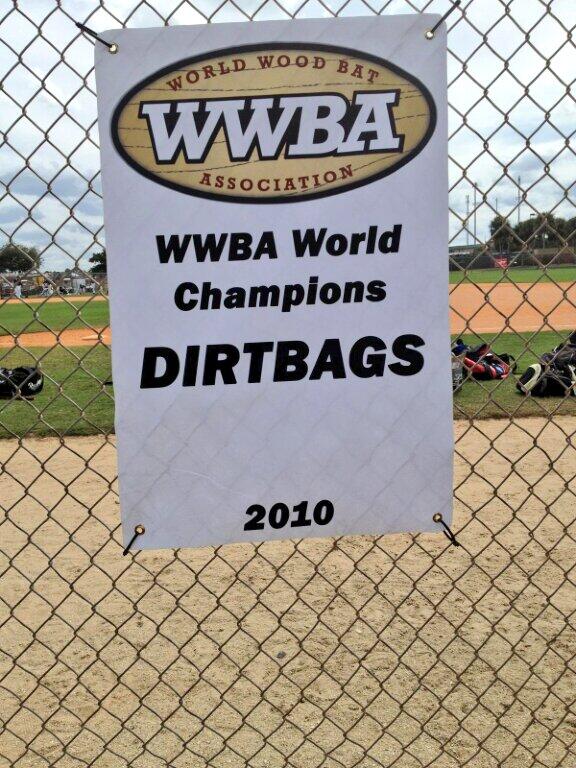 _thedirtbags's tweet image. DIRTBAGS World Champions in 2010.. Dirtbags sitting 2-0 in Pool K.. #bannerchasin