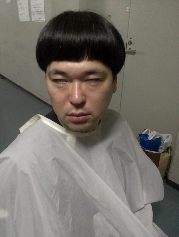 バイク川崎バイク Bkb 今日 天津向さんの髪切ったワズ Bkb バッサリ キノコ頭のツー ブロック Http T Co Hhv8qebcir