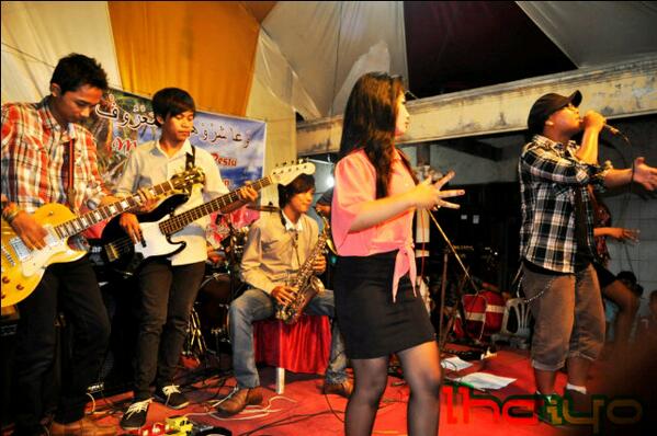 Wedding juga uyee w/ dancer ..<a href="/GiskaPratama/">Giska</a>