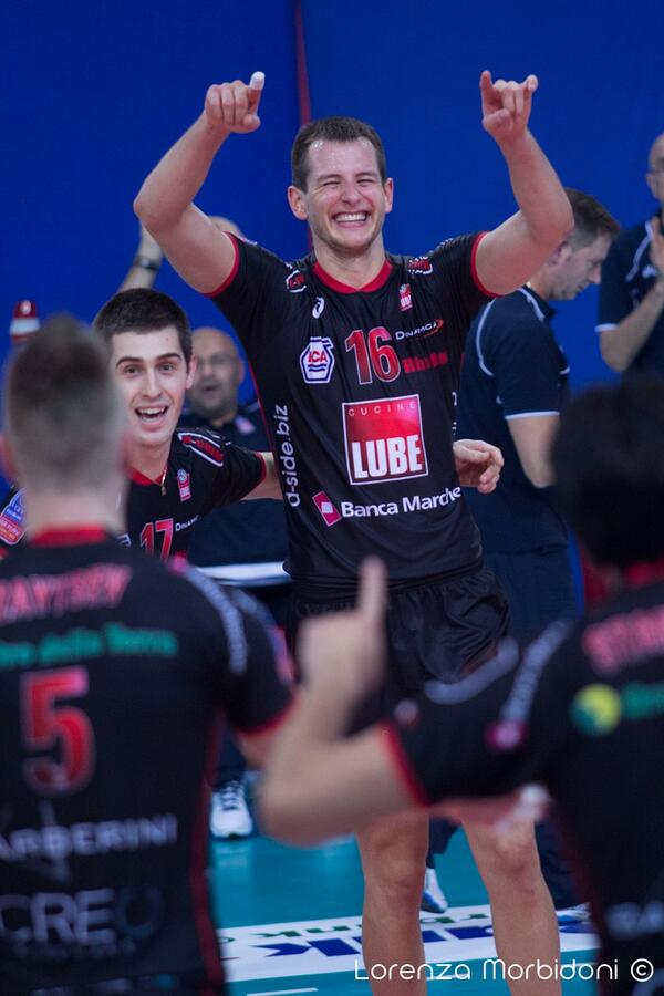 bartekkkurek's tweet photo. ;) http://t.co/crviQctWPA