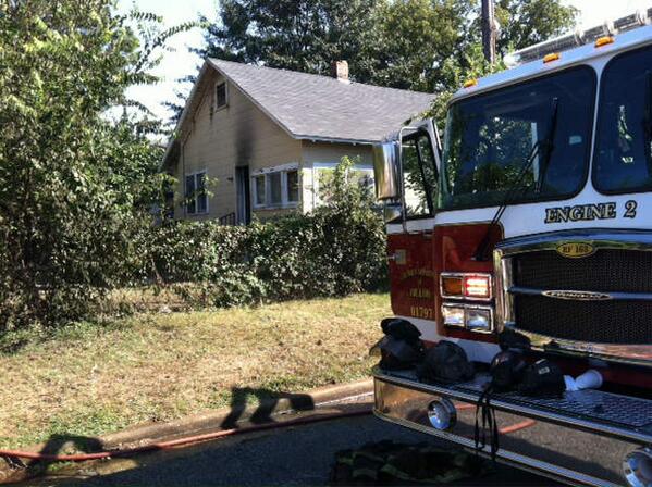 WTOL11Toledo's tweet image. Man enters burning house to rescue beer

STORY: bit.ly/16ynq5X