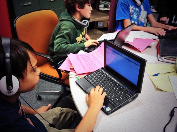 mfosterpsd's tweet image. #edchat #teachtechpsd Differentiating with flipped videos in geo tinyurl.com/panighetti - at Lincoln MS in PSD!