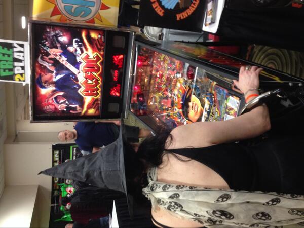 spfshow's tweet image. Wicked witch casts a silver spell on the silver ball