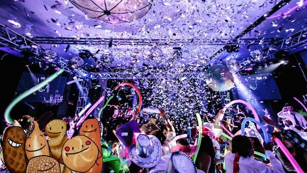 paannzon's tweet photo. Hoy es #viernes y este pan sale de #fiesta !!! http://t.co/WUatnVBZnj