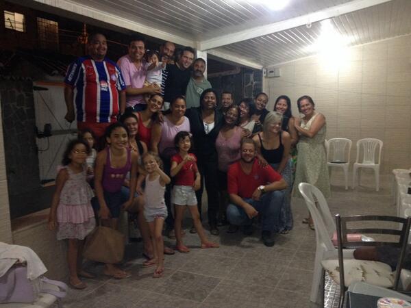 RuySilva12's tweet photo. Shalom ! Esta geração e inabalável vamos ganhar Camaçari para Jesus ! @MauricioSantaFe reunião tremenda Deus e fiel http://t.co/991b9rrHrb