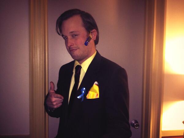 dgetz15's tweet photo. @aaronpaul_8  better call saul http://t.co/5SfKUQjTuM