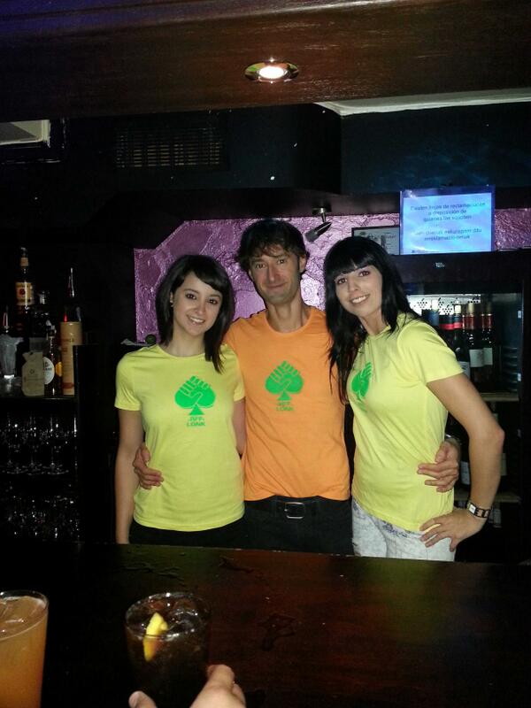 nicolasbordes's tweet image. Une soiree comme les autres.. @BixGil @romain649_lonca @Porik64 #enmodeVIP #soireeaudessus #rff #izartxo