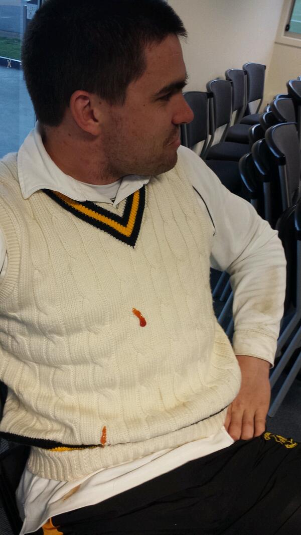jeffGEESHan's tweet photo. @rat722 thanks fish for the lend of the vest. Just tomato sauced it #preen #goodluckkris http://t.co/KbPJjPa00c