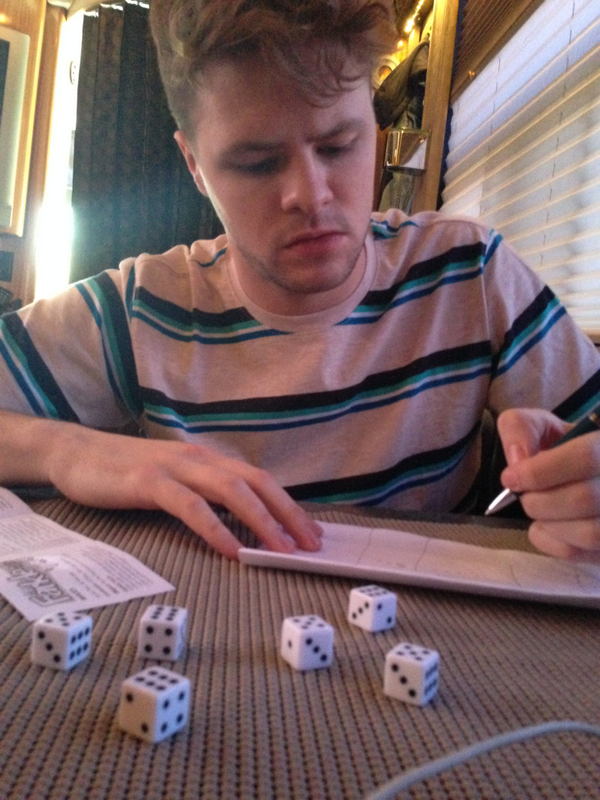 SivaKaneswaran's tweet photo. #SivaView .. Even though I'm winning, playing the most boring game "Farkle" http://t.co/oZkyhKe2oj