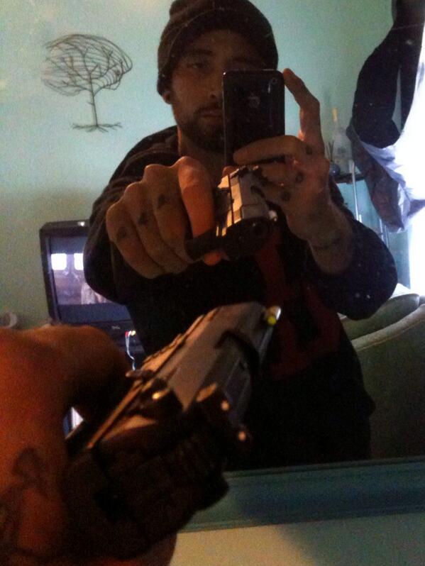 TheRealNapi's tweet image. Bumpin mac dre you know im on my thizzle / Ya bitch gimmie head while I'm loadin up my pistolll