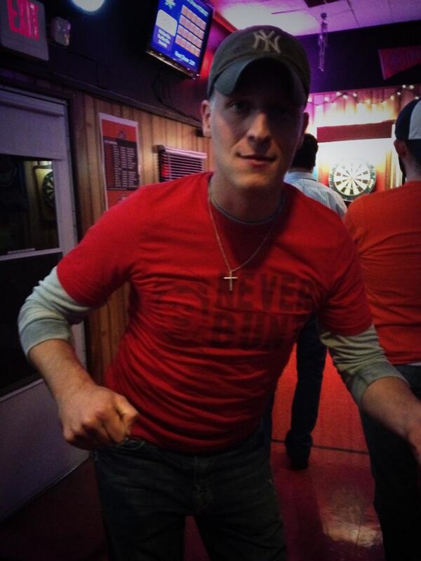 emace0807's tweet photo. @coachkentmurphy think you might know this guy lol. Love the shirt!!! http://t.co/ZbDKuhG2JD
