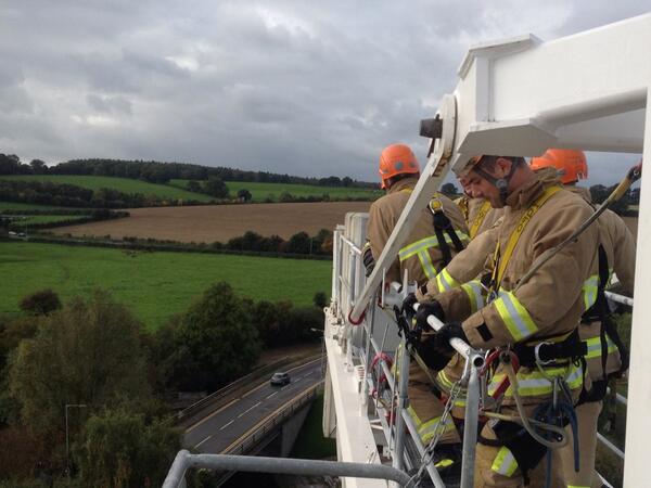 WatfordFire's tweet photo. Putting our Rope rescue skills to the test today. A training scenario with a rescue from the top of a crane. http://t.co/fjafSc3gsg
