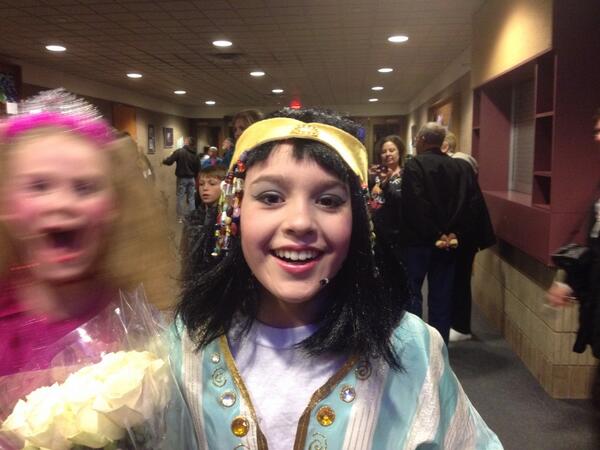 FrankMickey's tweet photo. #PrincessCleopatricia #6thgradeplay http://t.co/Rzhyb5seAL