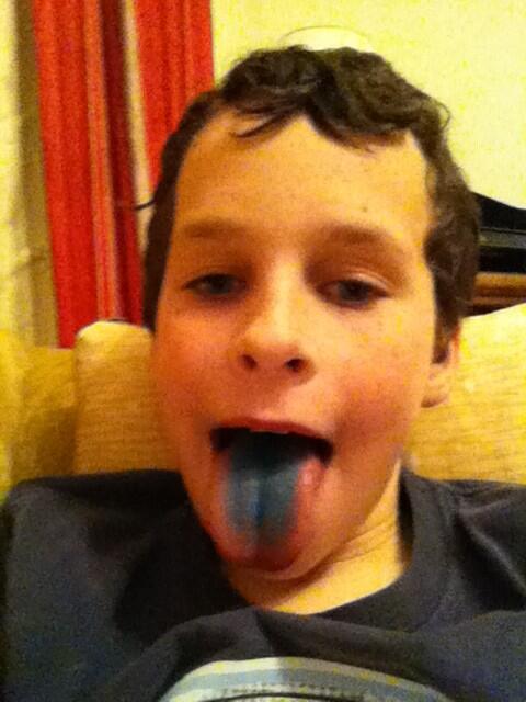 PCarr999's tweet image. My toughing in blue 😝