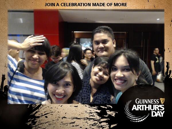 Gue baru aja mengabadikan momen kemeriahan perayaan #ArthursDay 2013 di Jakarta yang Luar Biasa.