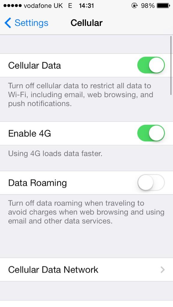 SinghSang's tweet image. Leeds City Centre, Briggate. No 3G!! @VodafoneUK 

#wasteofmoney 
#crapnetwork 
#vodafoneproblems
