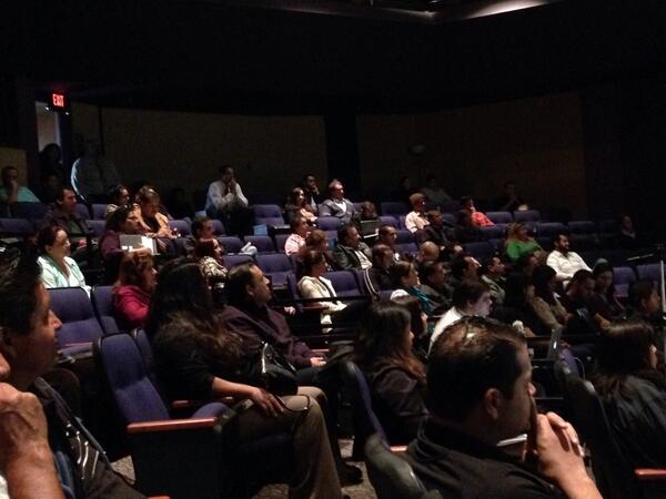 Crowdismo's tweet image. Great info and good crowd!! #HISCEC #LatinoEmprendedores