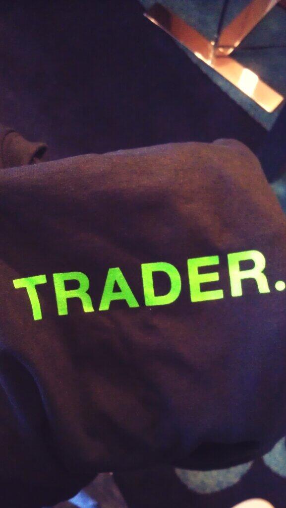 4Royce's tweet photo. 4 Life! #traderSWAG http://t.co/8b7vRSaMj3