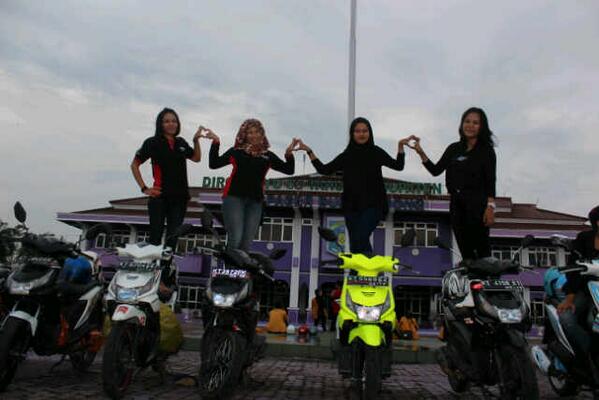 Resya desiyana tweet media