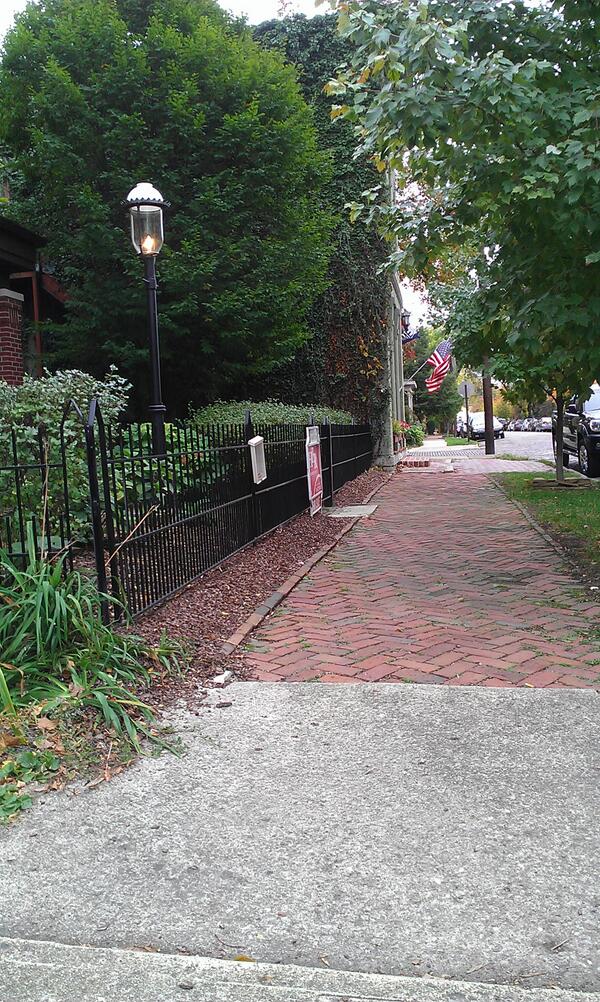 BLStephan's tweet photo. #germanvillage #fun  #paul  #birthday http://t.co/509yo6F1L0