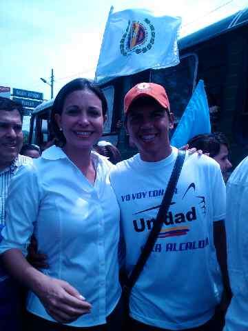 AnderssonRd's tweet photo. Con La Diputada @MariaCorinaYA Gracias Por El Apoyo A La Gente De La Frontera,Mujer Luchadora♥ http://t.co/j7hdZlZzqu