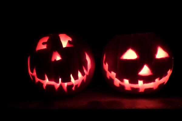 cec_pike's tweet photo. Happy Halloween! :) @AlexPike117 and I carved pumpkins! #pumpkinpoop http://t.co/gnHZu8UYbR
