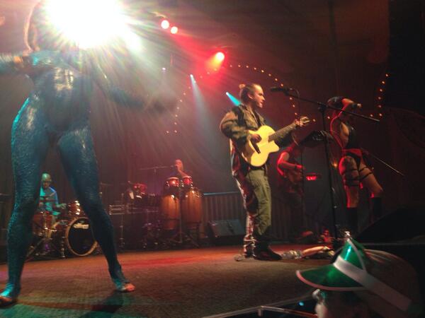 EroticBall's tweet photo. Keegan smith main stage http://t.co/Gm4PiiYVl1