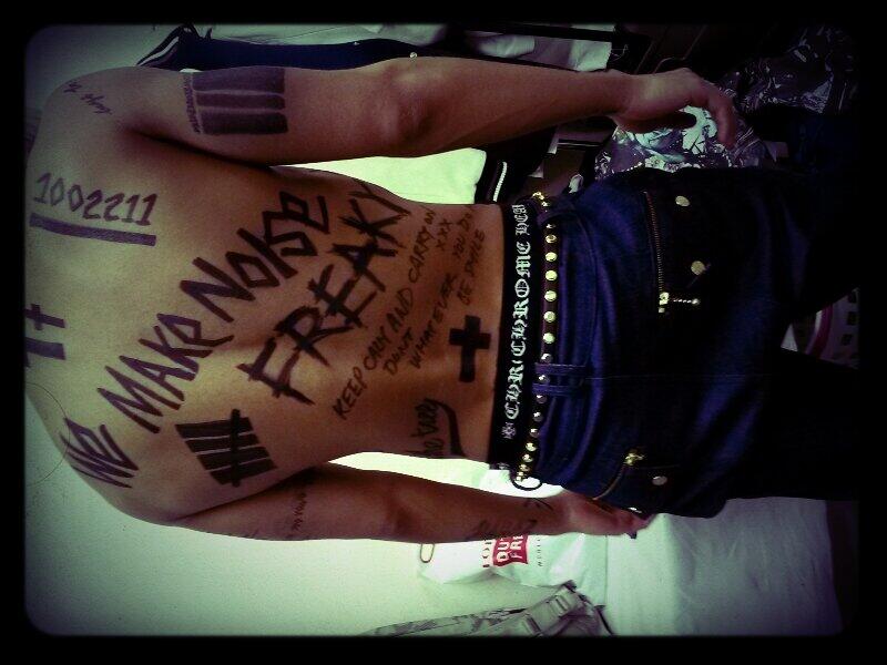 BXjiHT-CAAA156d.jpg:large