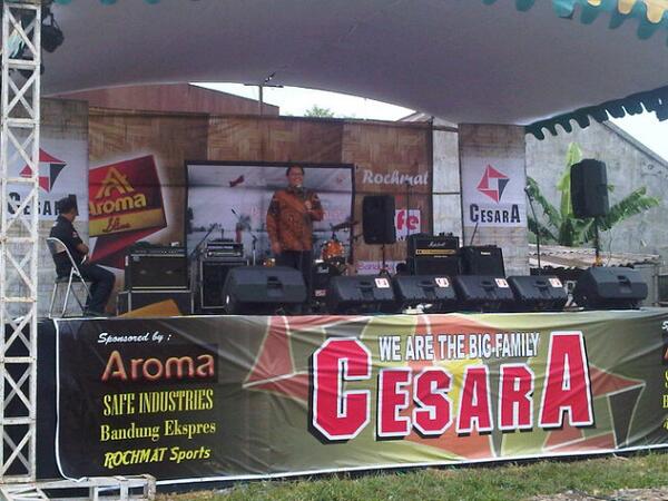 Apresiasi pisan ka rw 3 kelurahan ciskul kec arcamanik nu ngecor jalan dari swadaya.<a href="/OdedMD/">Oded Muhamad Danial</a> <a href="/PemkotBandung/">Pemkot Bandung</a>