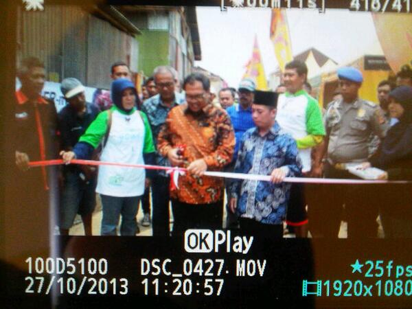 Jl haji junaedi resmi di resmikan oleh mang <a href="/OdedMD/">Oded Muhamad Danial</a>,bu camat,kapolsek,&amp;wrga hasildari swadaya.<a href="/PRFMnews/">Radio PRFM</a> <a href="/ridwankamil/">Ridwan Kamil</a>