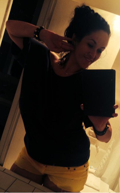 Love you twitter peeps! Thank you for the birthday wishes! Although I ended up sleeping it all away.<a href="/tag/happybirthday"class="tags"><span>#happybirthday</span></a><a href="/tag/missyou"class="tags"><span>#missyou</span></a><a href="/tag/babydaddy"class="tags"><span>#babydaddy</span></a><a href="/tag/freeduncebnw"class="tags"><span>#freeduncebnw</span></a>